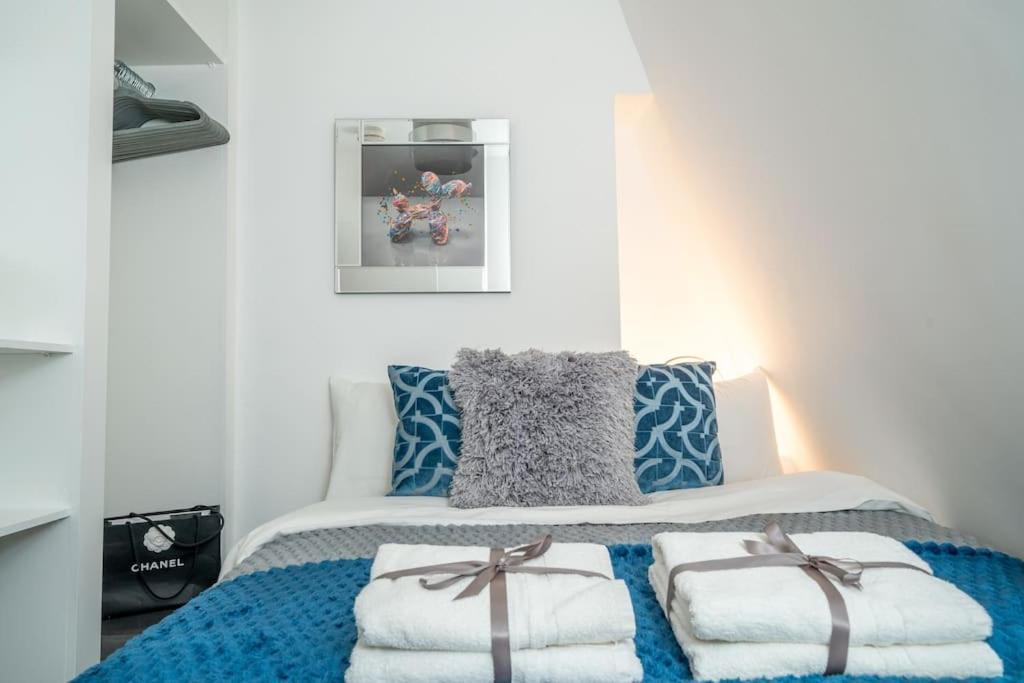 ロンドンPaddington Prime Tourist Entire 1 Bed Flat For 4アパートメント エクステリア 写真